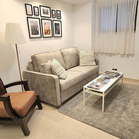 Modern Home In The Heart Of Nachlaot Gerusalemme Esterno foto